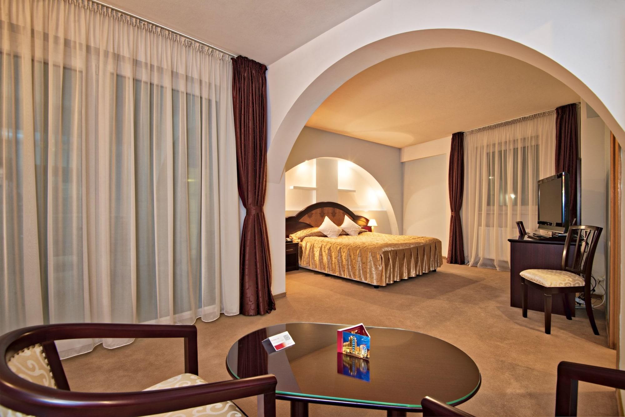 Hotel Ambient Braşov Extérieur photo