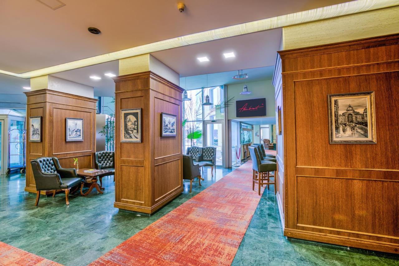 Hotel Ambient Braşov Extérieur photo