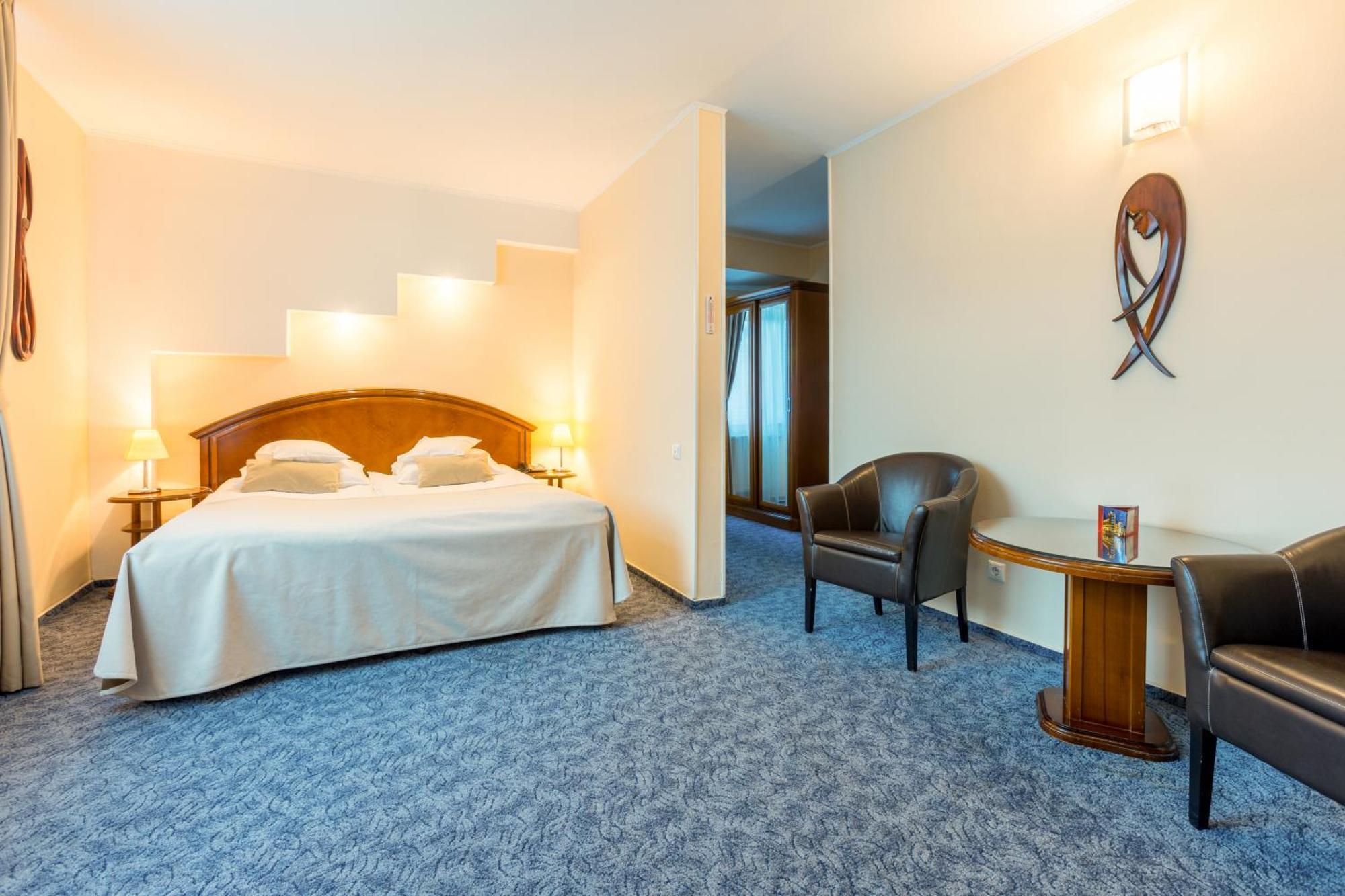 Hotel Ambient Braşov Chambre photo